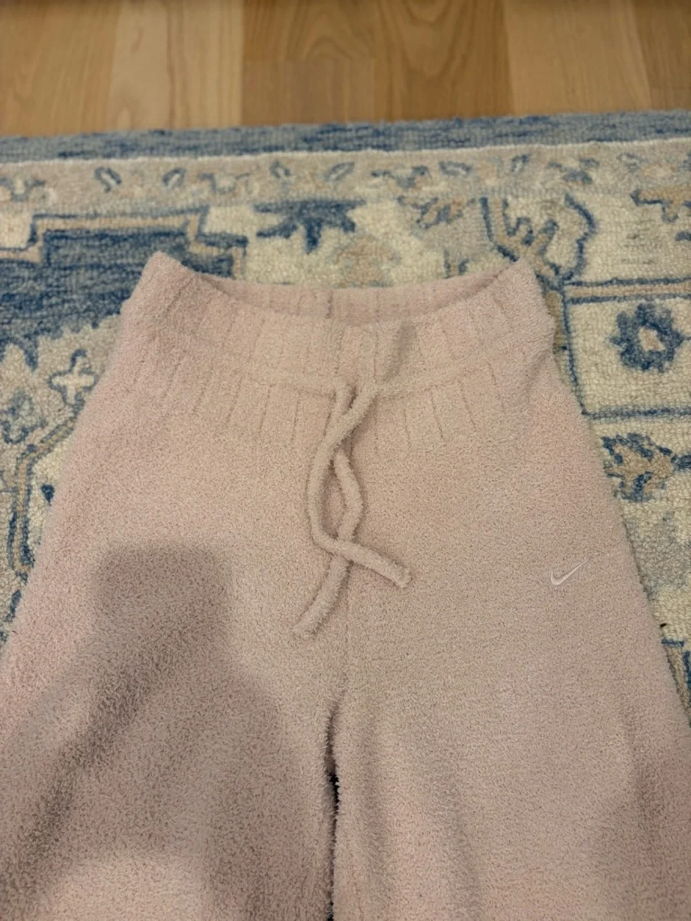 Nike Women's Sportswear Phoenix Cozy Bouclé Slim Knit Pants - Picture 2 of 4